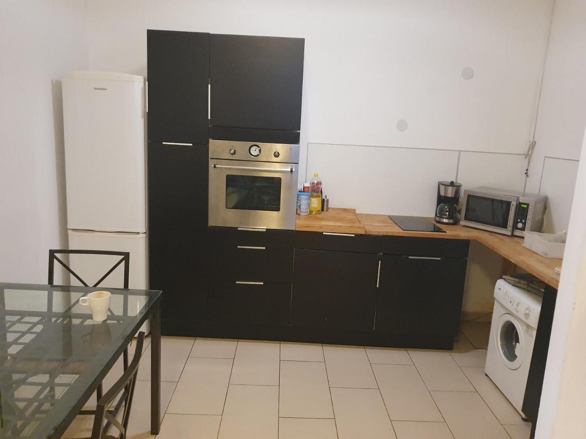 Spacious Apartment Near The Center ウィーン エクステリア 写真