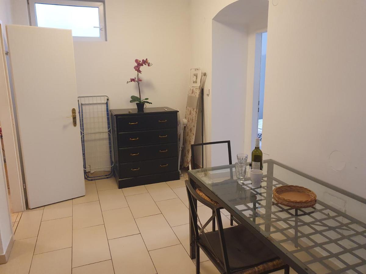 Spacious Apartment Near The Center ウィーン エクステリア 写真