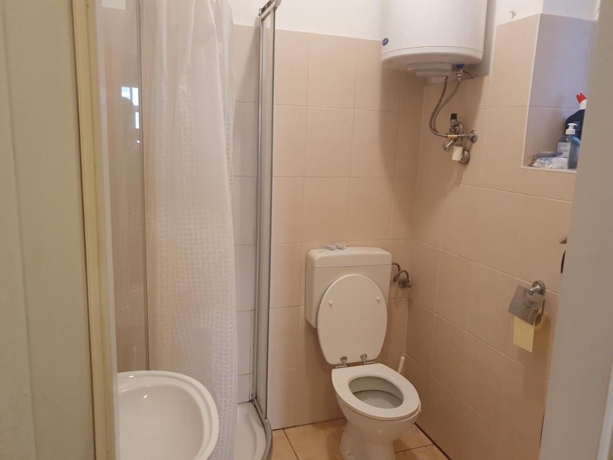 Spacious Apartment Near The Center ウィーン エクステリア 写真